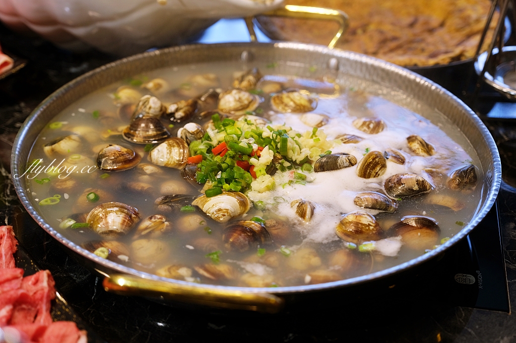 蛤?!Huh Pot台中公益店|超浮誇卜卜蜆打邊爐,超過500顆12斤巨蛤宴,8種不同吃法一次滿足 @飛天璇的口袋 蛤?!Huh Pot台中公益店|超浮誇卜卜蜆打邊爐,超過500顆12斤巨蛤宴,8種不同吃法一次滿足 @飛天璇的口袋