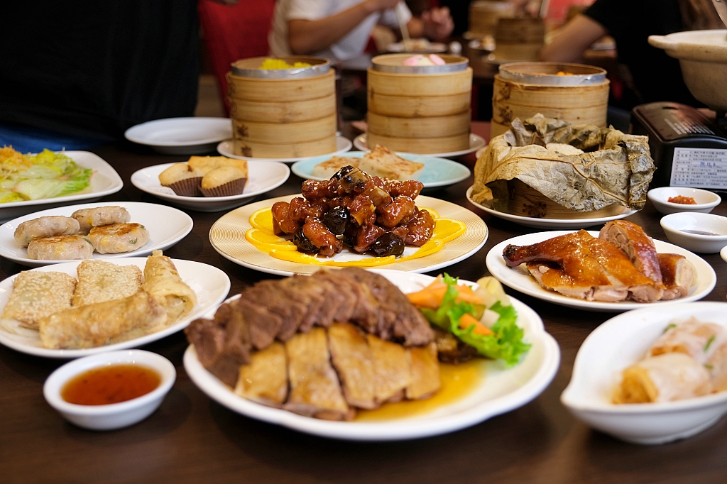 台中南屯｜美美心港式飲茶．女兒紅台中港式飲茶吃到飽，558元起超過40種餐點任選 @飛天璇的口袋