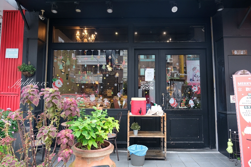 吉爾斯手作烘焙｜草莓季限定，超療癒草莓蛋糕、草莓捲、草莓乳酪上市囉！ @飛天璇的口袋