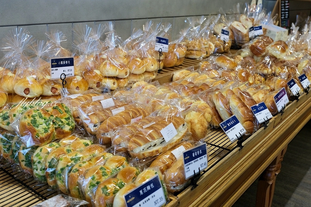 吉爾斯手作烘焙｜草莓季限定，超療癒草莓蛋糕、草莓捲、草莓乳酪上市囉！ @飛天璇的口袋