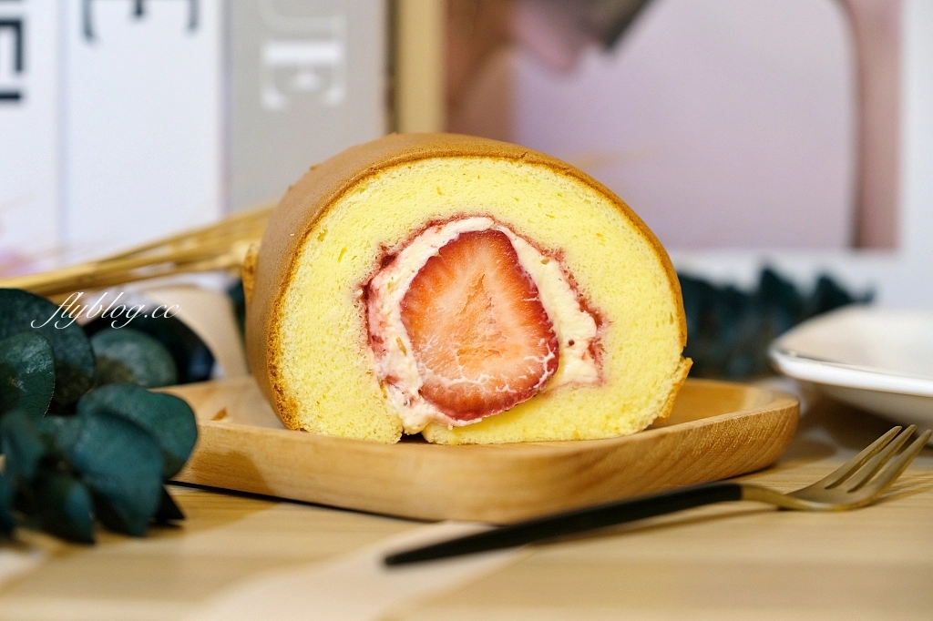 吉爾斯手作烘焙｜草莓季限定，超療癒草莓蛋糕、草莓捲、草莓乳酪上市囉！ @飛天璇的口袋