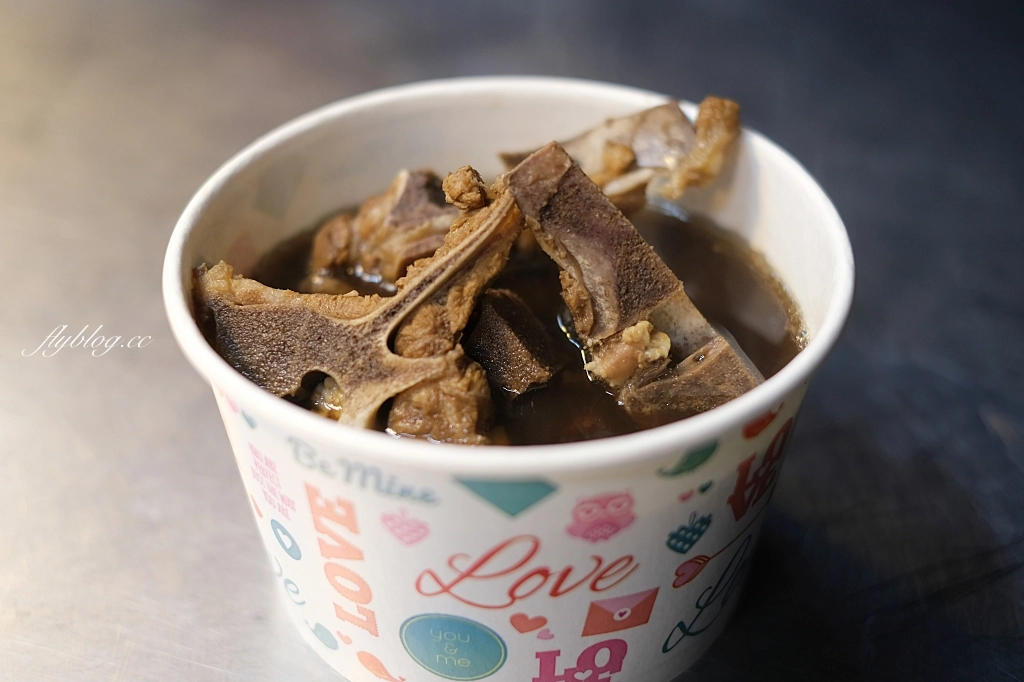 台中北屯｜家家擱一碗．民俗公園前養生藥膳燉品專賣店，當歸花生豬腳湯、麻油雞、藥燉排骨 @飛天璇的口袋