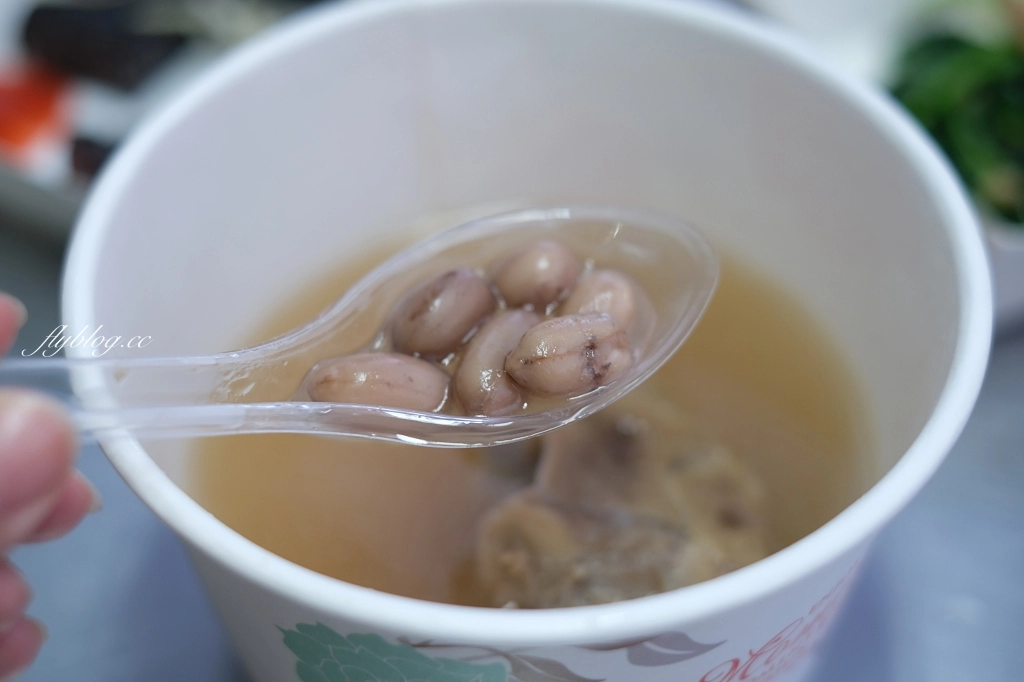 台中北屯｜家家擱一碗．民俗公園前養生藥膳燉品專賣店，當歸花生豬腳湯、麻油雞、藥燉排骨 @飛天璇的口袋