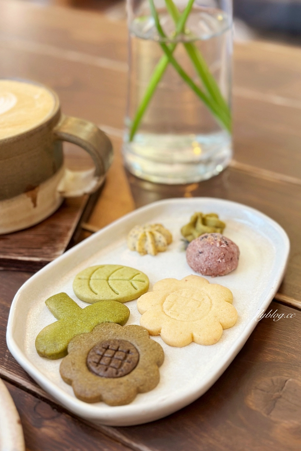 台中南屯|小麥菓子 Komugi.黎明新村老宅甜點店,日本女生和台灣女生合開的戚風蛋糕店 @飛天璇的口袋 台中南屯|小麥菓子 Komugi.黎明新村老宅甜點店,日本女生和台灣女生合開的戚風蛋糕店 @飛天璇的口袋