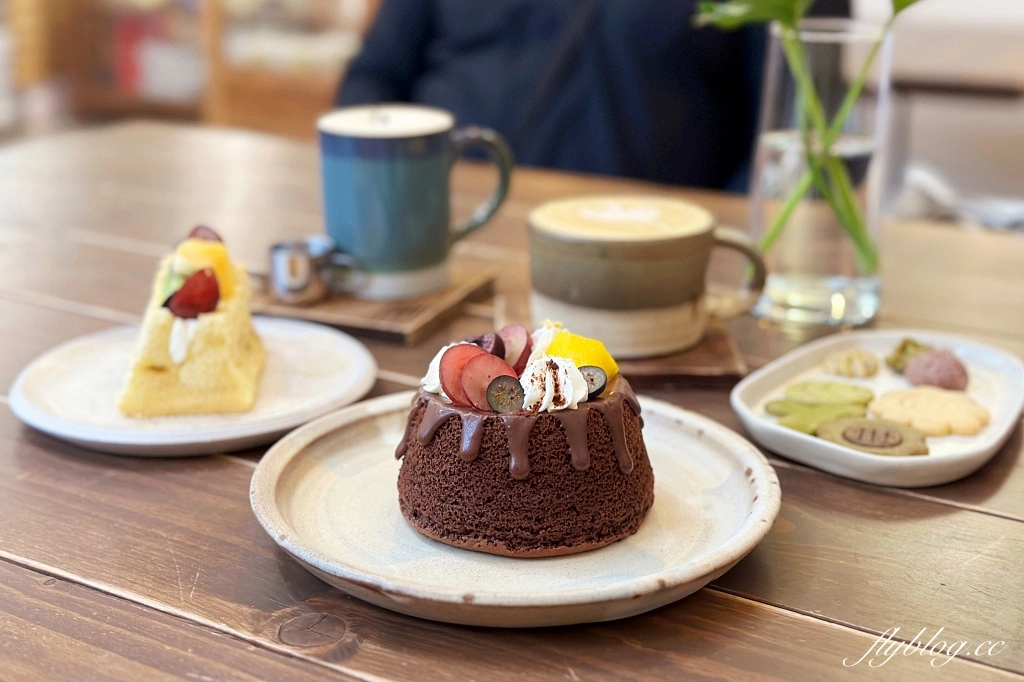 台中南屯|小麥菓子 Komugi.黎明新村老宅甜點店,日本女生和台灣女生合開的戚風蛋糕店 @飛天璇的口袋 台中南屯|小麥菓子 Komugi.黎明新村老宅甜點店,日本女生和台灣女生合開的戚風蛋糕店 @飛天璇的口袋