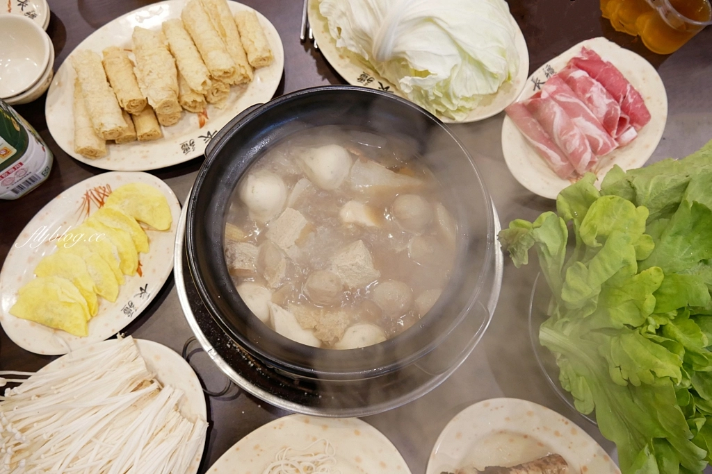 長疆炭燒羊肉爐-北屯店｜經濟實惠的連鎖羊肉爐專賣店，冬天限定全台暖暖開賣中 @飛天璇的口袋