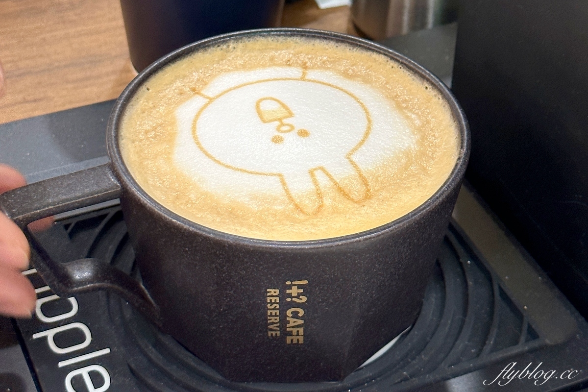 台中北屯｜全台第一間7-11 Line Friends主題聯名門市，Cold Stone、Mister Donut、聖娜多堡麵包，還有寶可夢機進駐 @飛天璇的口袋