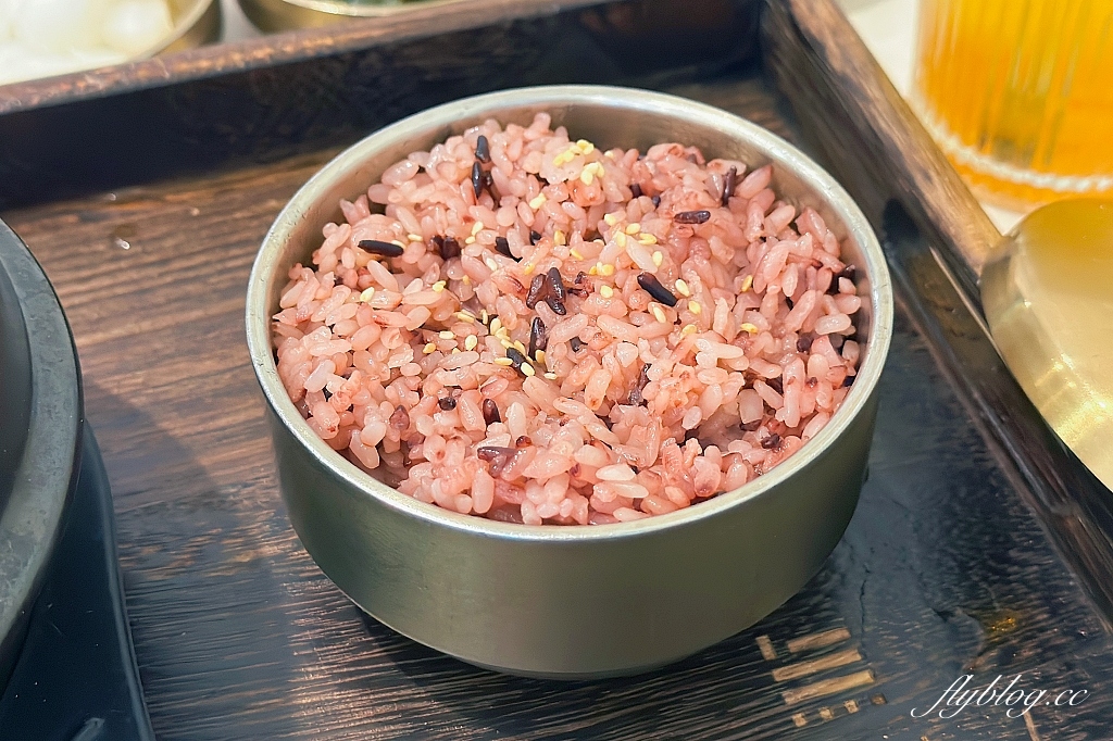 台中西區|無理 Wuli.台中韓式鍋物餐廳,夢幻的Tiffany藍和網美盪秋千 @飛天璇的口袋 台中西區|無理 Wuli.台中韓式鍋物餐廳,夢幻的Tiffany藍和網美盪秋千 @飛天璇的口袋