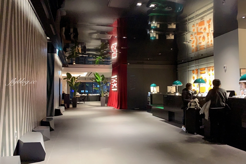 韓國首爾｜明洞樂天L7樂天飯店 Lotte Hotel L7 Myeongdong，明洞地鐵9號出口旁，搭乘機場巴士直達門口 @飛天璇的口袋