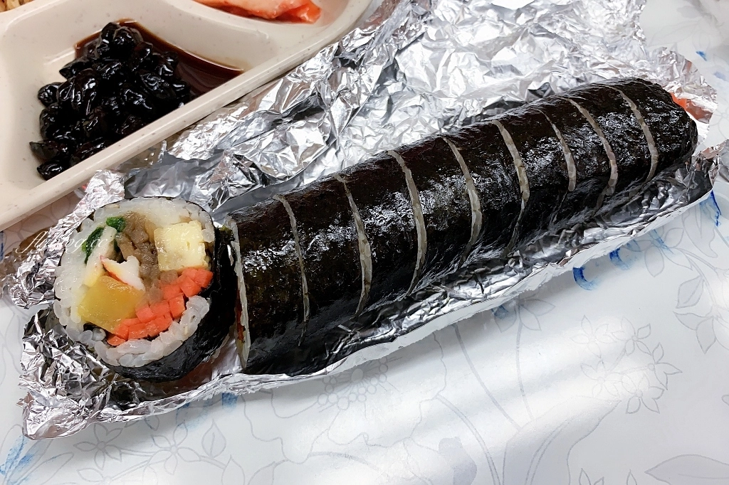 韓國首爾｜紫菜包飯天國 明洞總店 김밥천국 명동본점，首爾明洞人氣飯捲專賣店 @飛天璇的口袋