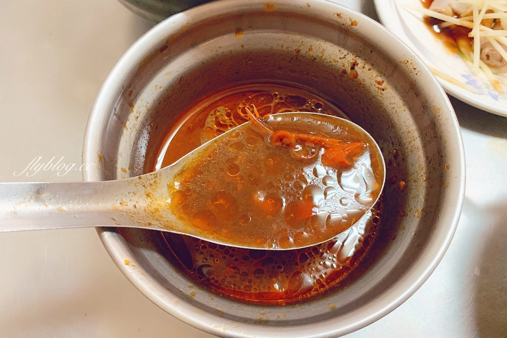 德凸皮麵｜南彰化人才知道的在地美食，吃一碗濃濃的家鄉味 @飛天璇的口袋