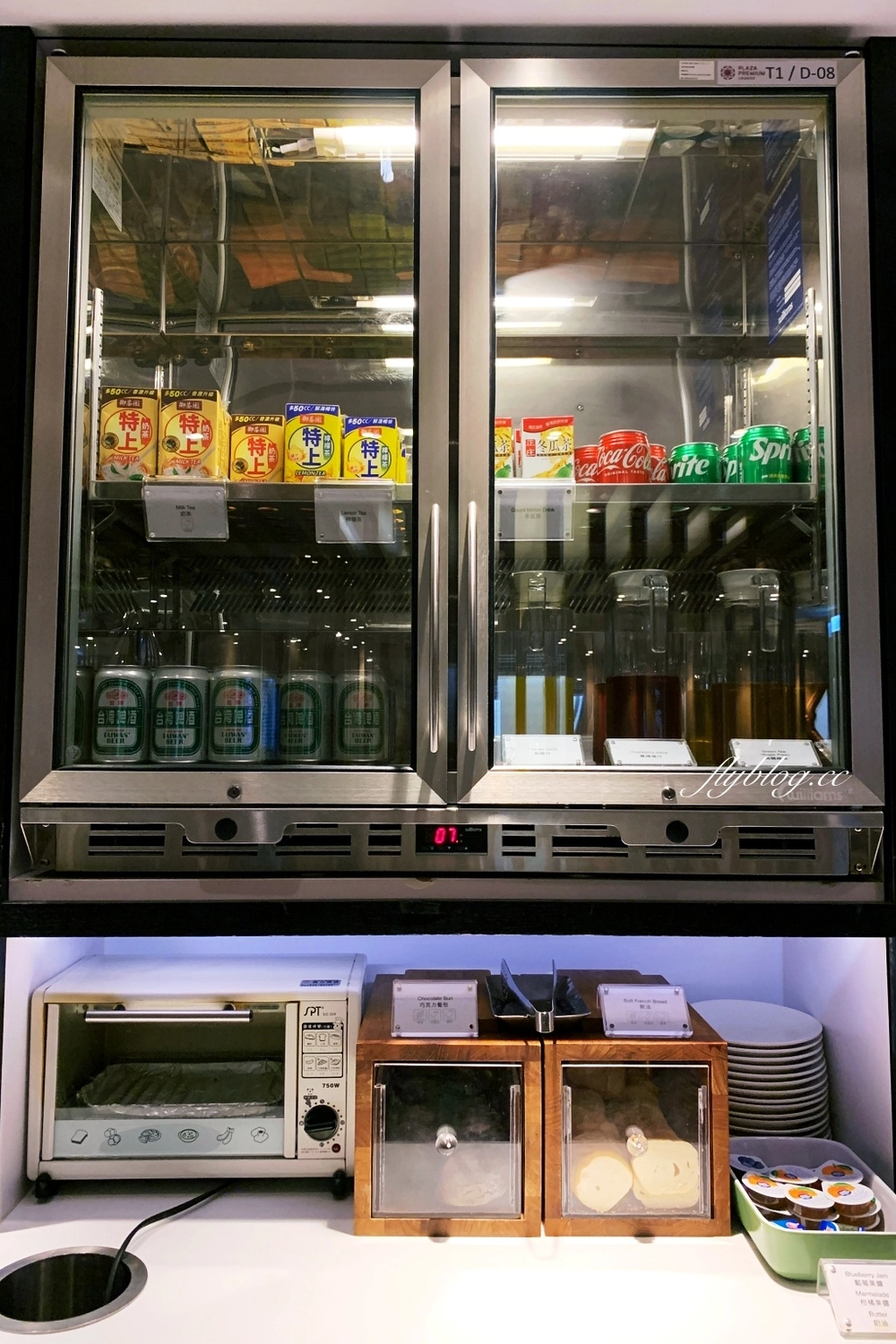 桃園機場｜環亞機場貴賓室．桃園機場第一航廈D區，環境、餐飲和營業時間 @飛天璇的口袋