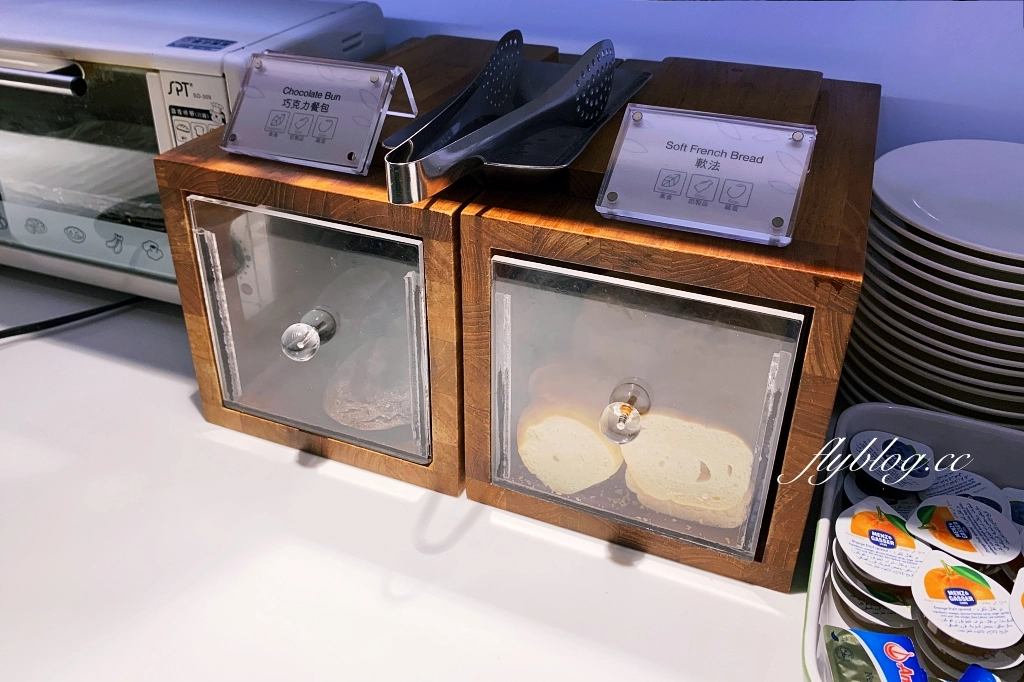 桃園機場｜環亞機場貴賓室．桃園機場第一航廈D區，環境、餐飲和營業時間 @飛天璇的口袋