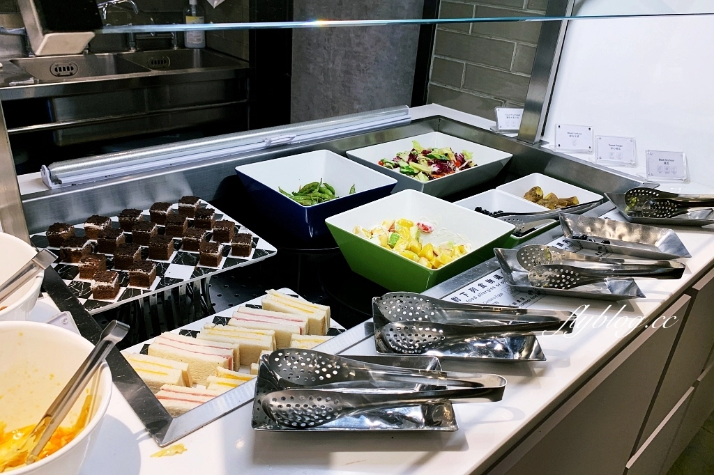 桃園機場｜環亞機場貴賓室．桃園機場第一航廈D區，環境、餐飲和營業時間 @飛天璇的口袋