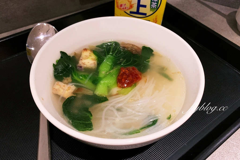 桃園機場｜環亞機場貴賓室．桃園機場第一航廈D區，環境、餐飲和營業時間 @飛天璇的口袋