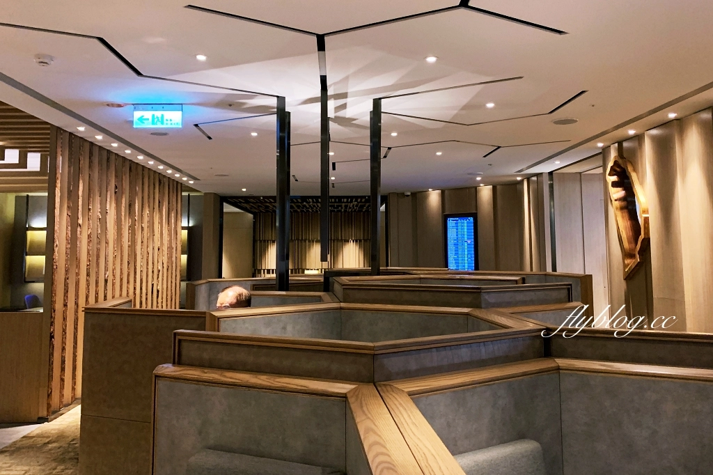 桃園機場｜環亞機場貴賓室．桃園機場第一航廈D區，環境、餐飲和營業時間 @飛天璇的口袋