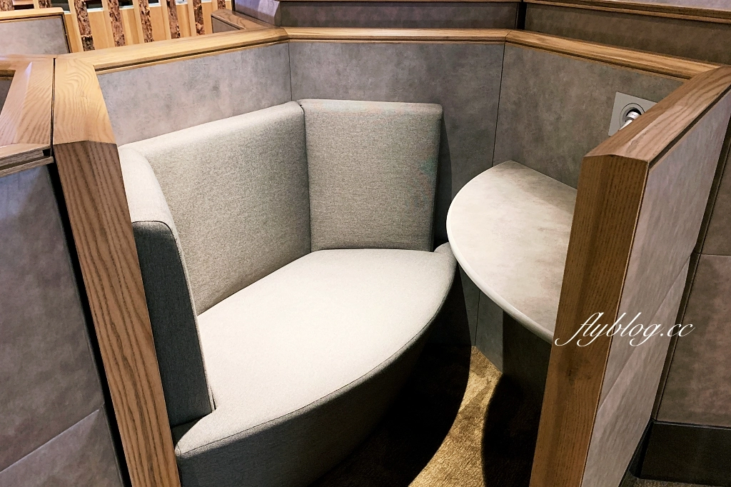 桃園機場｜環亞機場貴賓室．桃園機場第一航廈D區，環境、餐飲和營業時間 @飛天璇的口袋