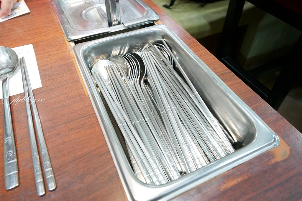 韓國首爾｜神仙雪濃湯．首爾必吃排隊美食，韓劇燦爛的遺產拍攝地，附最新分店資訊和菜單 @飛天璇的口袋