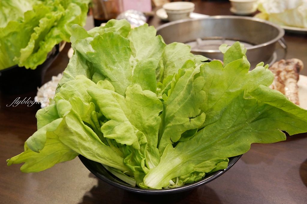 長疆炭燒羊肉爐-北屯店｜經濟實惠的連鎖羊肉爐專賣店，冬天限定全台暖暖開賣中 @飛天璇的口袋