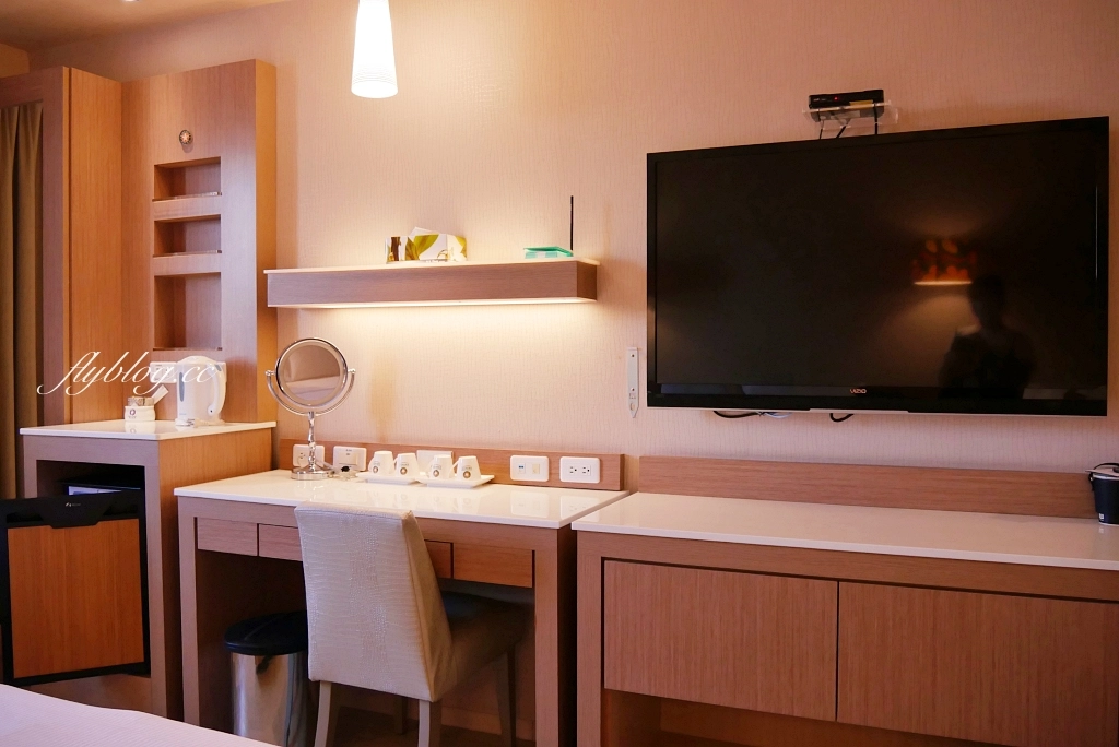 台南中西｜康橋商旅台南赤崁樓館．豐盛的早餐和宵夜免費供應，為了吃百匯住飯店 @飛天璇的口袋