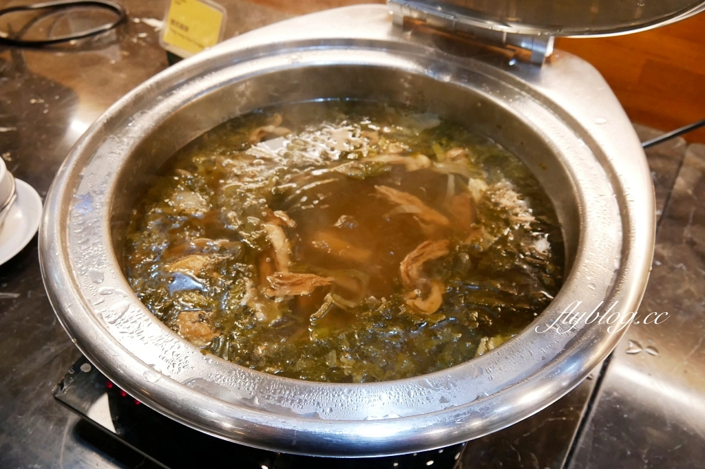 台南中西｜康橋商旅台南赤崁樓館．豐盛的早餐和宵夜免費供應，為了吃百匯住飯店 @飛天璇的口袋