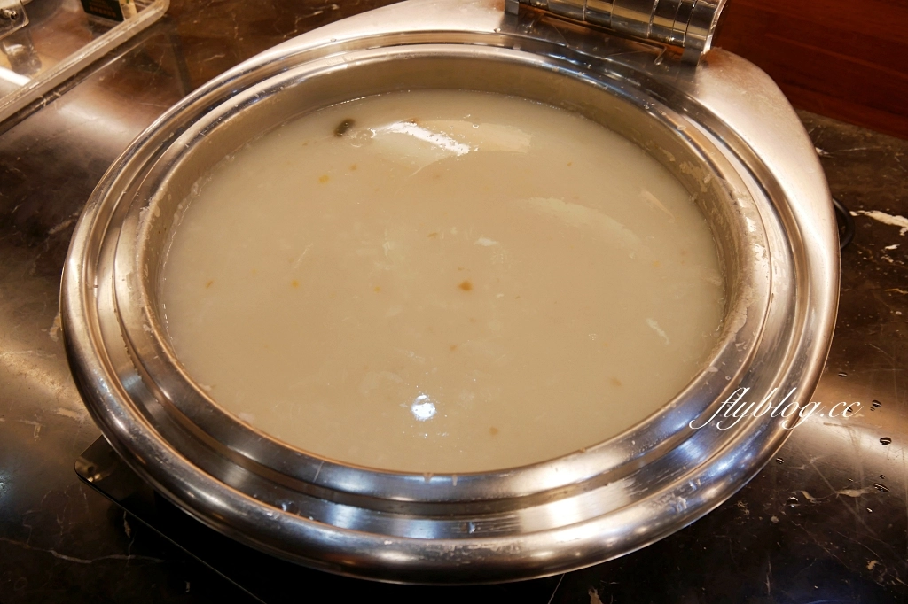 台南中西｜康橋商旅台南赤崁樓館．豐盛的早餐和宵夜免費供應，為了吃百匯住飯店 @飛天璇的口袋