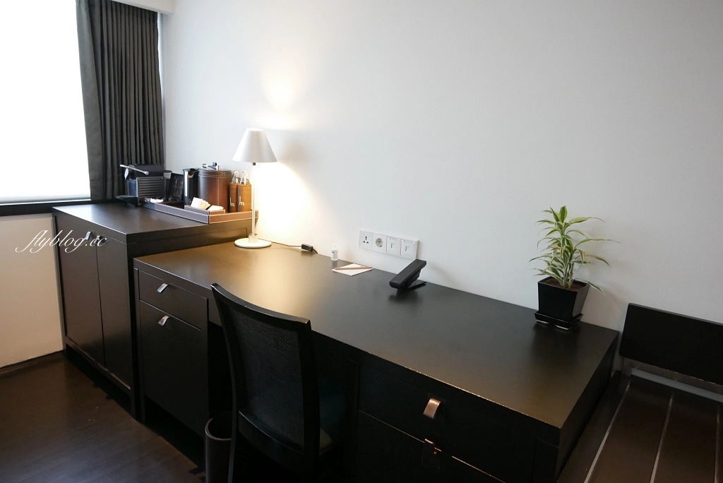 泰國曼谷｜COMO Metropolitan Bangkok．瑪莉亞凱麗住過的曼谷COMO大都會酒店，自然採光房間和浪漫露天泳池 @飛天璇的口袋