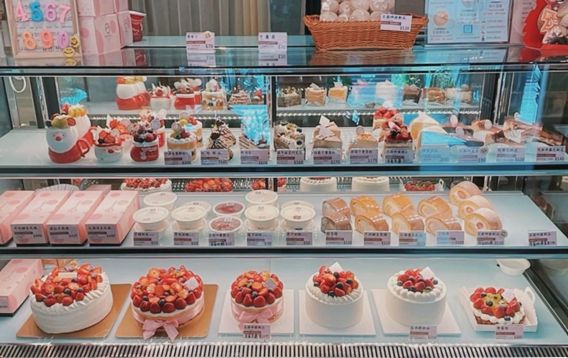 台中西區｜Maru Bakery．台中私人甜點工作室，新鮮好吃的草莓鮮奶油蛋糕 @飛天璇的口袋
