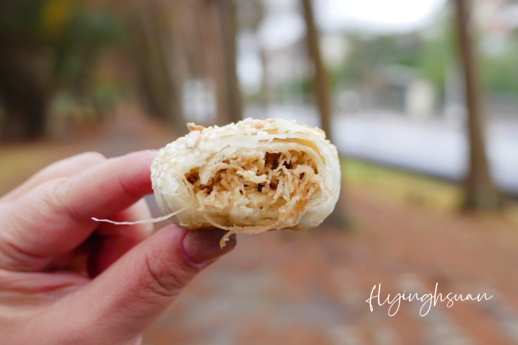 宜蘭五結｜阿賢碳烤燒餅．宜蘭超美味的五結碳烤燒餅店，一個只要10元銅板價 @飛天璇的口袋