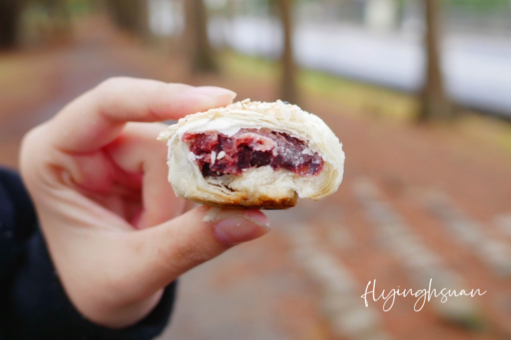 宜蘭五結｜阿賢碳烤燒餅．宜蘭超美味的五結碳烤燒餅店，一個只要10元銅板價 @飛天璇的口袋