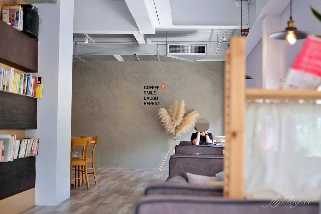 禾米咖啡｜座落於旱溪河畔的早午餐咖啡館，還有季節限定水果三明治 @飛天璇的口袋