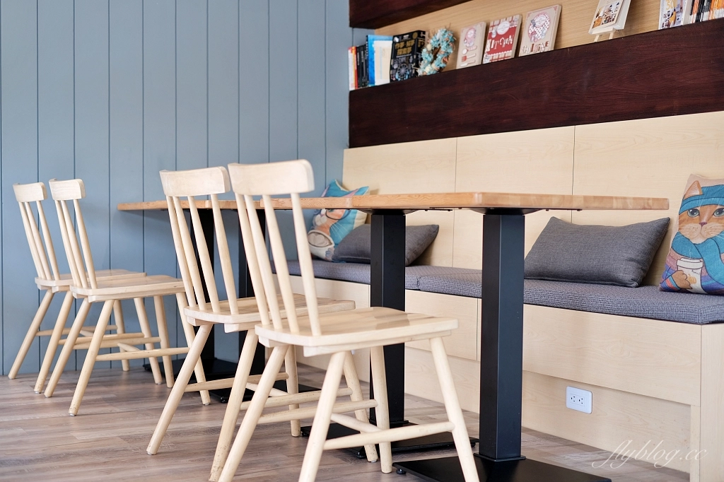 禾米咖啡｜座落於旱溪河畔的早午餐咖啡館，還有季節限定水果三明治 @飛天璇的口袋