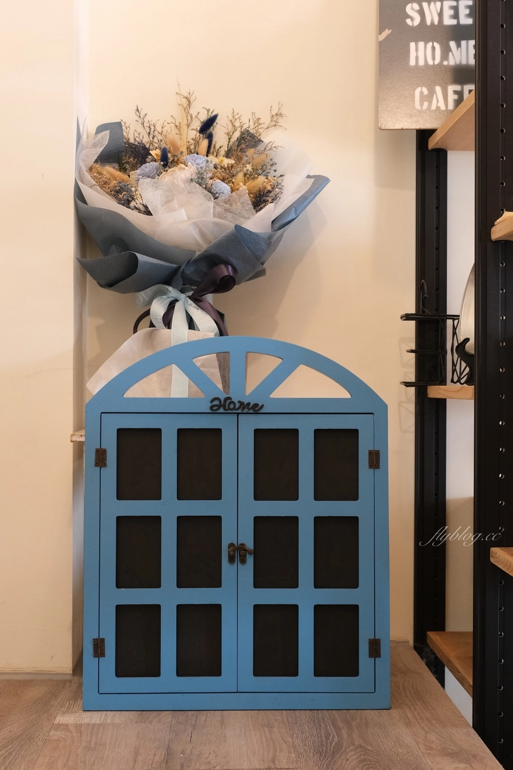 禾米咖啡｜座落於旱溪河畔的早午餐咖啡館，還有季節限定水果三明治 @飛天璇的口袋