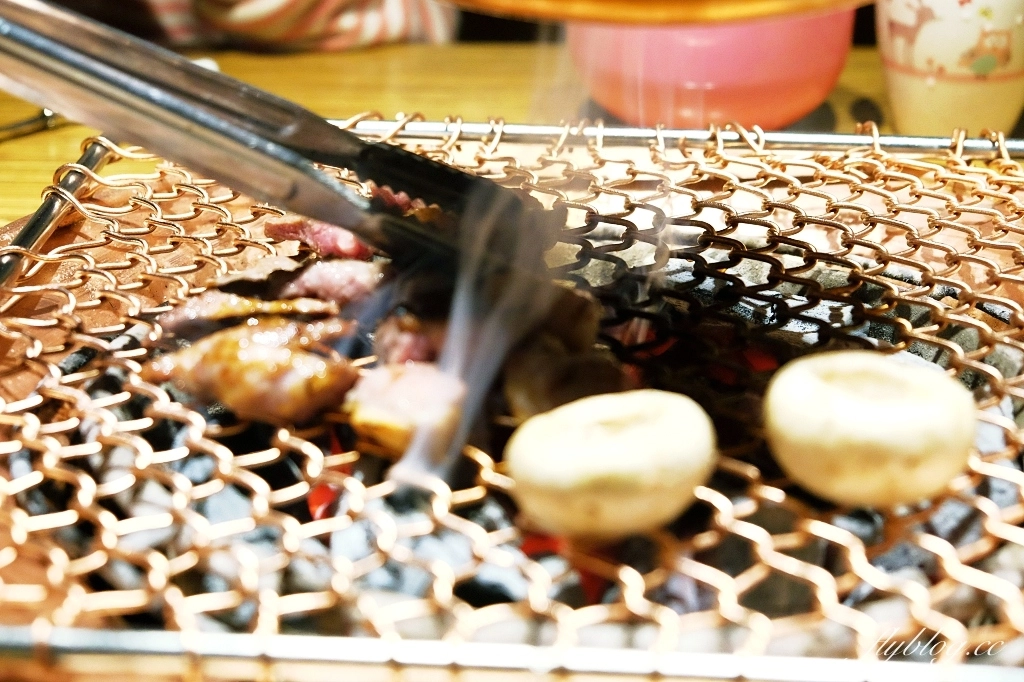 韓國首爾｜王妃家總店．明洞一定要吃韓國烤肉，郭富城和張宇也來朝聖的燒肉店 @飛天璇的口袋