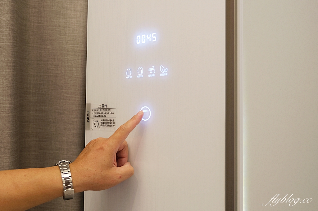 2022 Panasonic洗衣機&電子衣櫥｜NA-V170MDH智慧健康護衣體驗，一鍵洗脫烘，出遊行李更輕便 @飛天璇的口袋