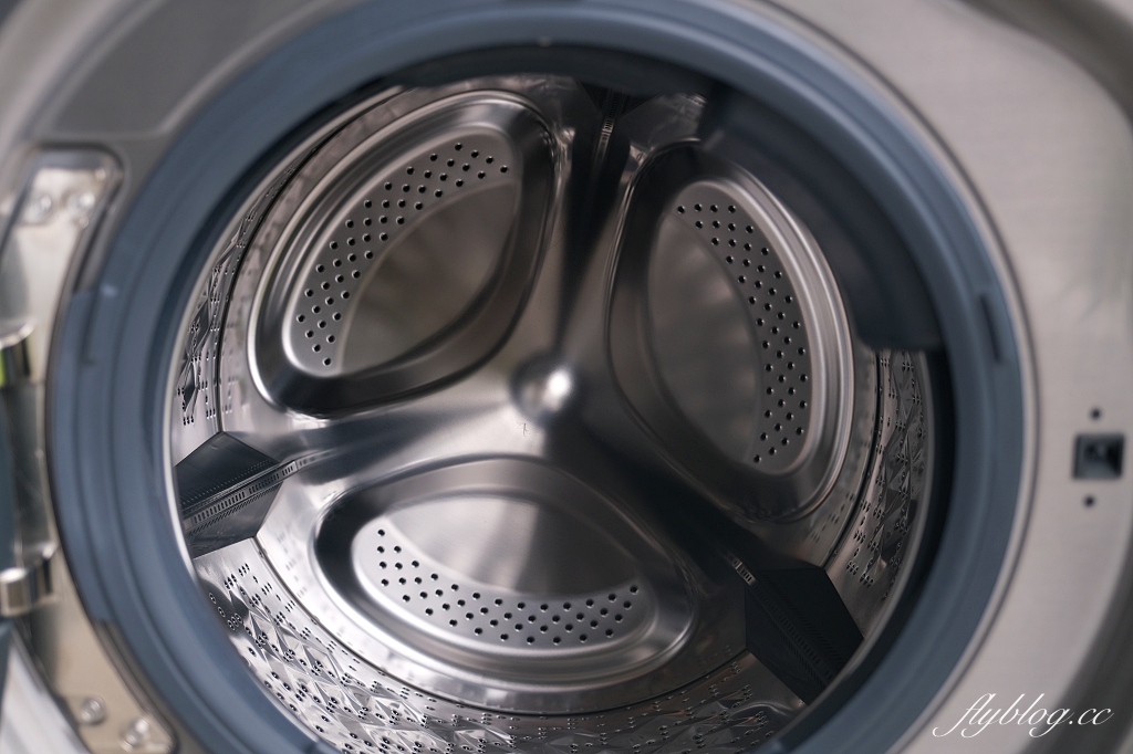 2022 Panasonic洗衣機&電子衣櫥｜NA-V170MDH智慧健康護衣體驗，一鍵洗脫烘，出遊行李更輕便 @飛天璇的口袋