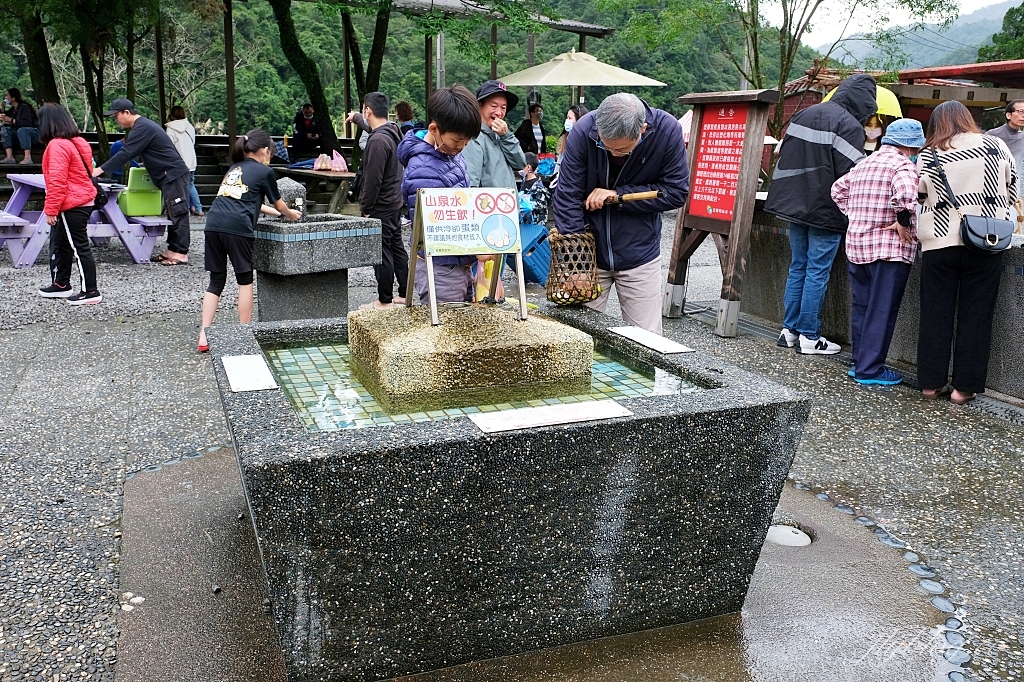 清水地熱公園｜提著竹簍煮溫泉蛋，還可以露天免費泡腳，體驗浴衣和溫泉魚咬腳 @飛天璇的口袋