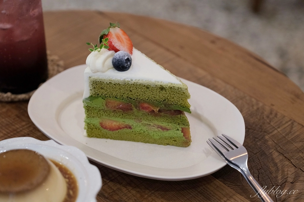 台中西區｜來森もり，精明商圈巷弄裡的咖啡館，品嚐用心的手作甜點，必點戚風蛋糕 @飛天璇的口袋