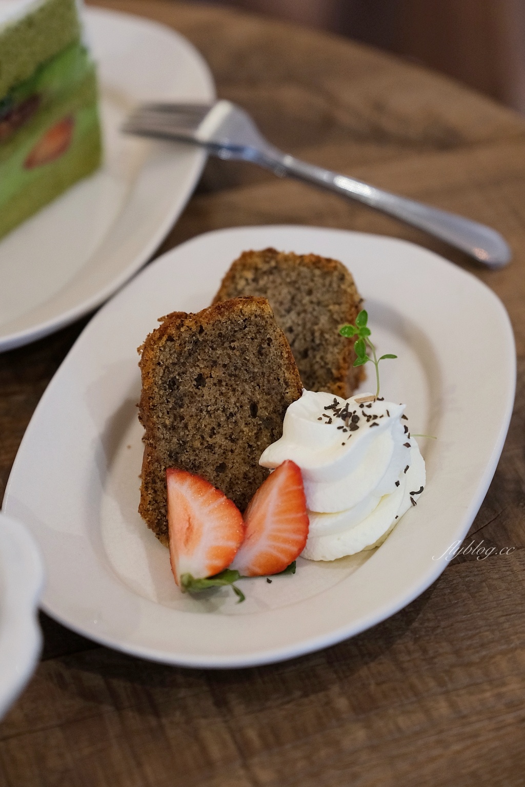 台中西區｜來森もり，精明商圈巷弄裡的咖啡館，品嚐用心的手作甜點，必點戚風蛋糕 @飛天璇的口袋