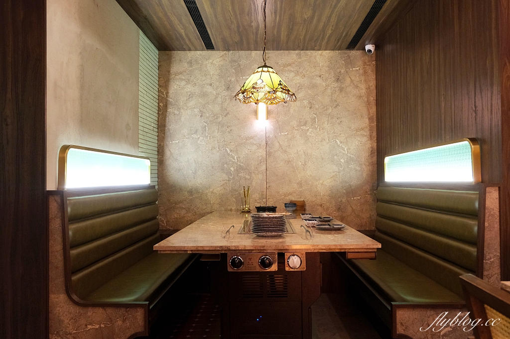 台中西區｜精誠壹山，隱身精明商圈巷弄裡，老宅改建海鮮燒肉店，重現60年代優雅風華 @飛天璇的口袋