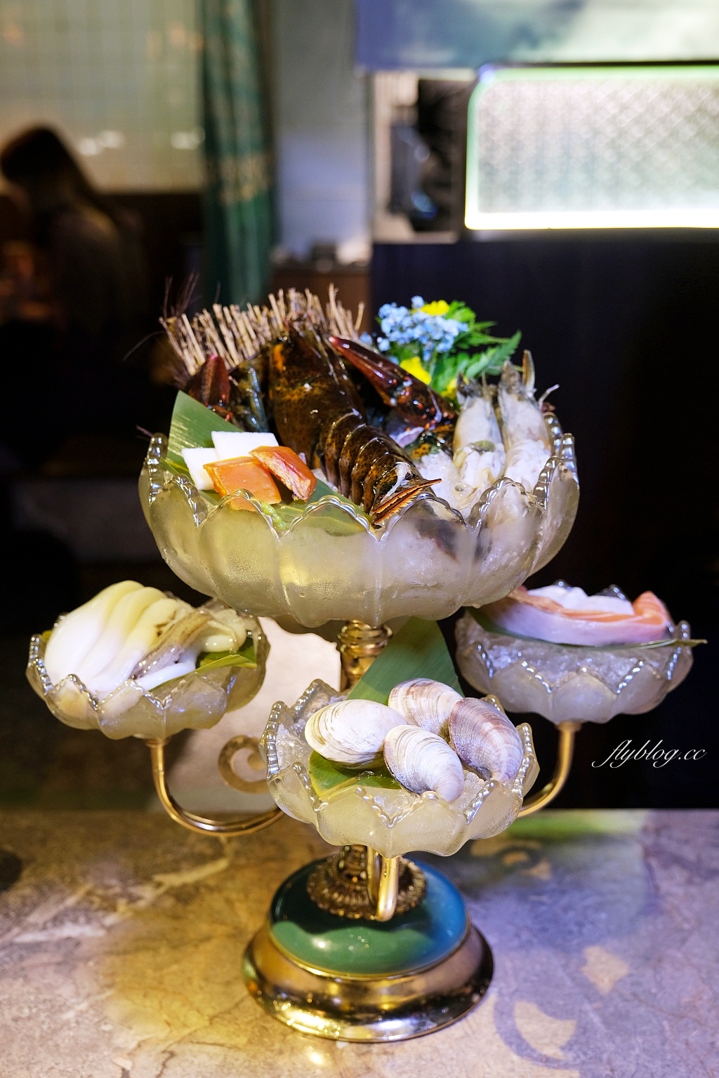 台中西區｜精誠壹山，隱身精明商圈巷弄裡，老宅改建海鮮燒肉店，重現60年代優雅風華 @飛天璇的口袋