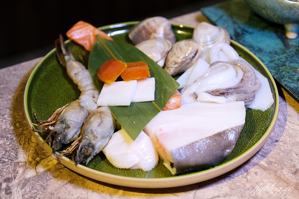 台中西區｜精誠壹山，隱身精明商圈巷弄裡，老宅改建海鮮燒肉店，重現60年代優雅風華 @飛天璇的口袋