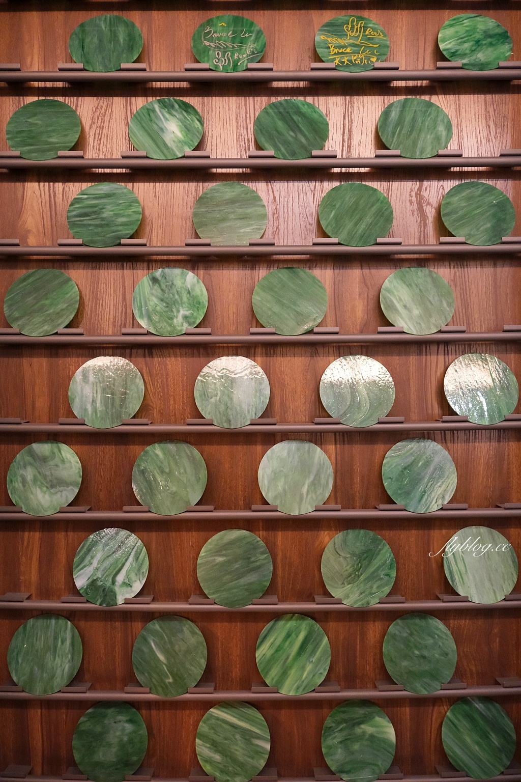 台中西區｜精誠壹山，隱身精明商圈巷弄裡，老宅改建海鮮燒肉店，重現60年代優雅風華 @飛天璇的口袋