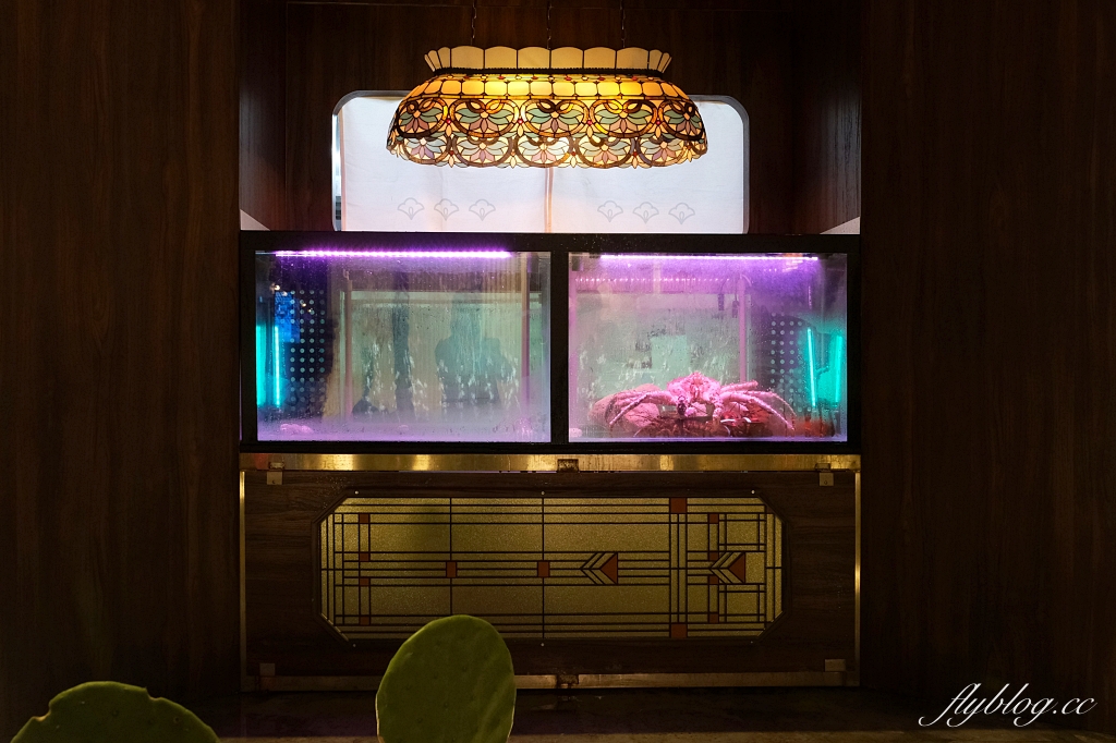 台中西區｜精誠壹山，隱身精明商圈巷弄裡，老宅改建海鮮燒肉店，重現60年代優雅風華 @飛天璇的口袋