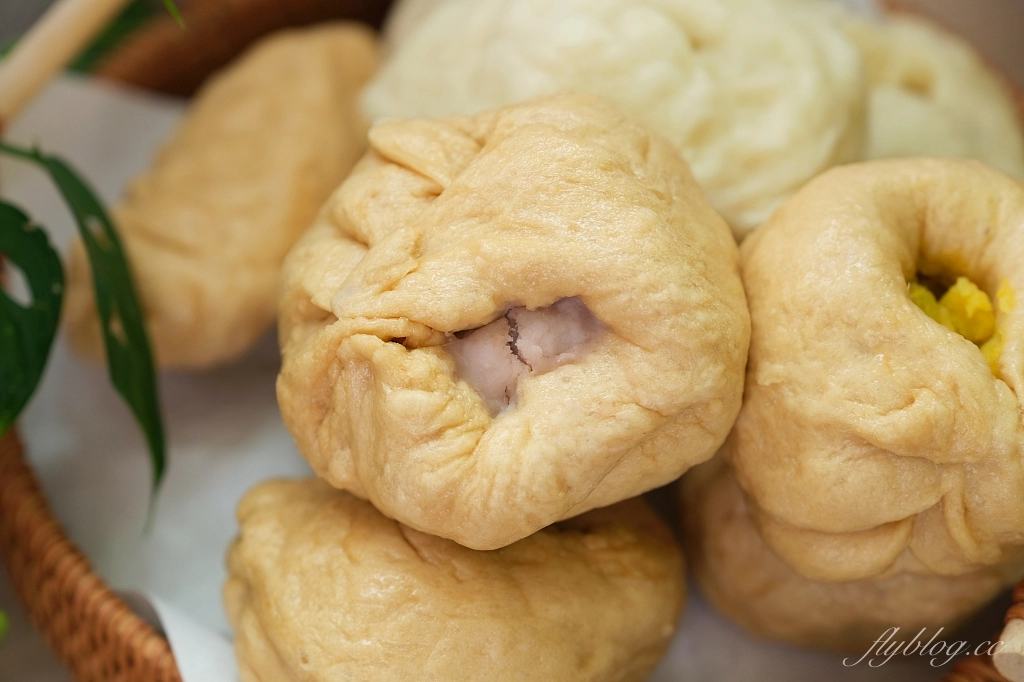 台中西屯｜華美包子，華美市場裡的包子饅頭，老麵發酵饅頭又Q又好吃 @飛天璇的口袋