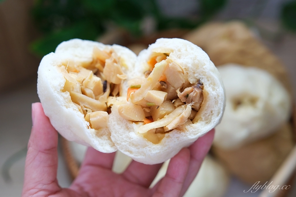 台中西屯｜華美包子，華美市場裡的包子饅頭，老麵發酵饅頭又Q又好吃 @飛天璇的口袋