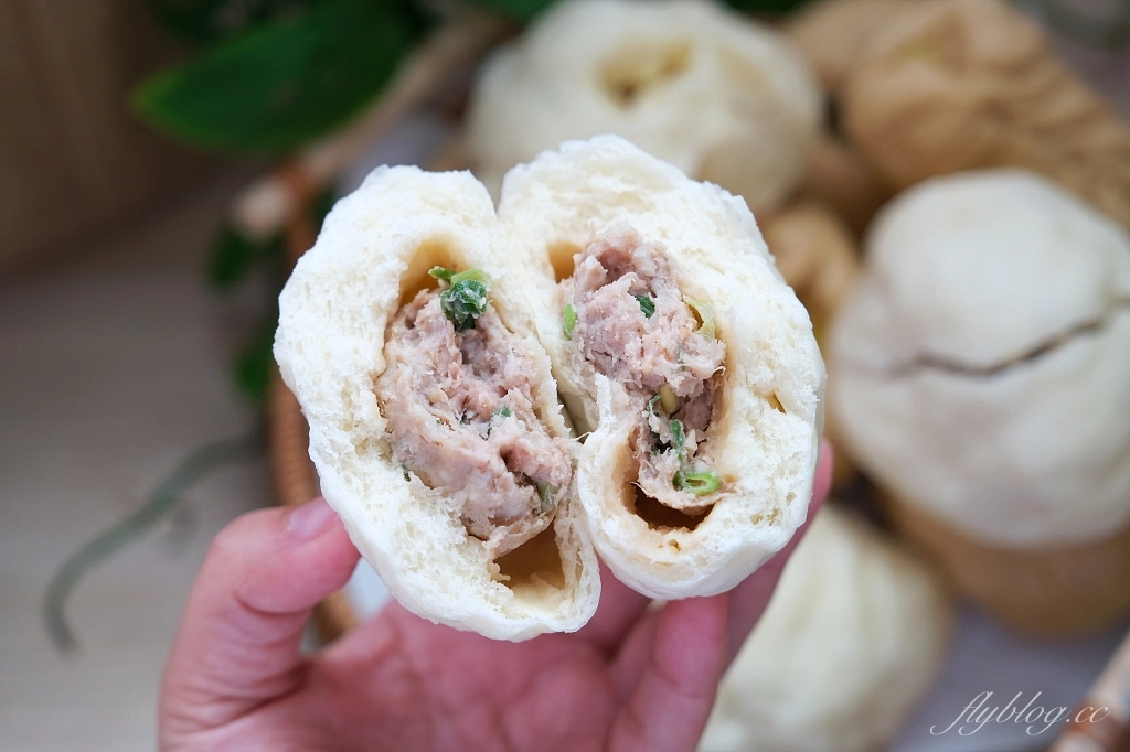 台中西屯｜華美包子，華美市場裡的包子饅頭，老麵發酵饅頭又Q又好吃 @飛天璇的口袋