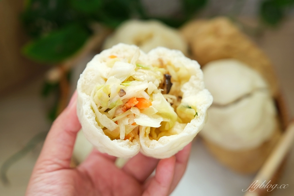 台中西屯｜華美包子，華美市場裡的包子饅頭，老麵發酵饅頭又Q又好吃 @飛天璇的口袋