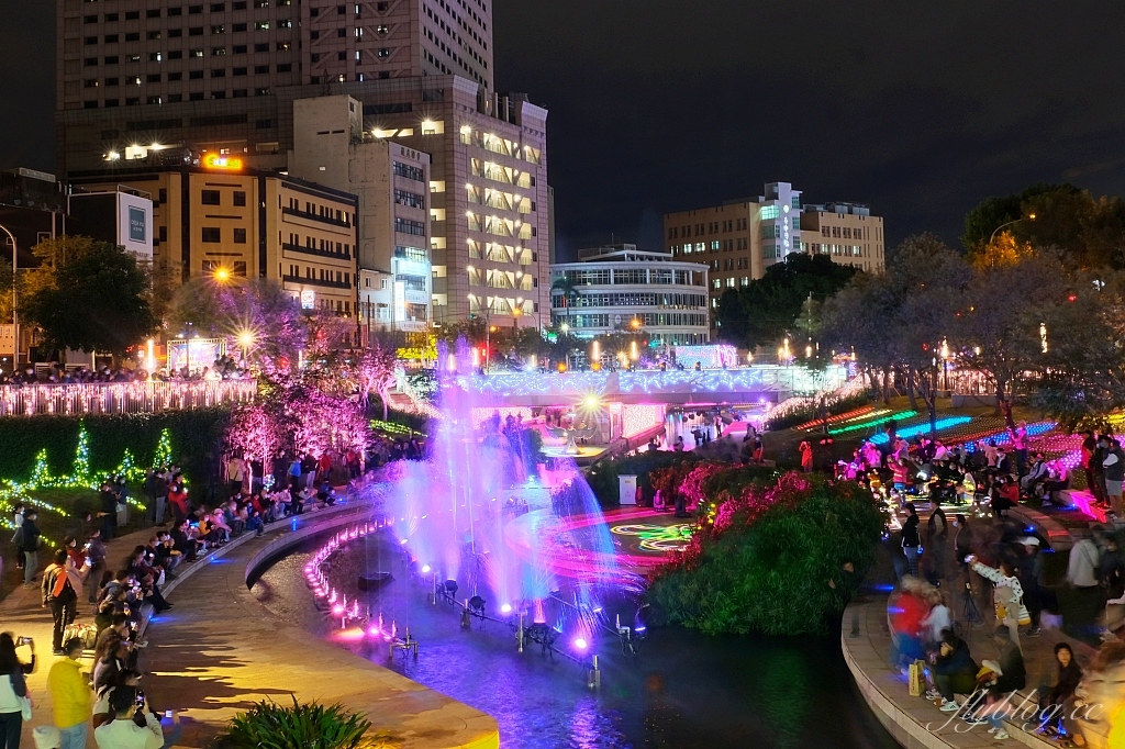 2022柳川藍帶水岸|2022台中聖誕節嘉年華,台中好甜心動於中,柳川水舞秀開始點燈 @飛天璇的口袋 2022柳川藍帶水岸|2022台中聖誕節嘉年華,台中好甜心動於中,柳川水舞秀開始點燈 @飛天璇的口袋