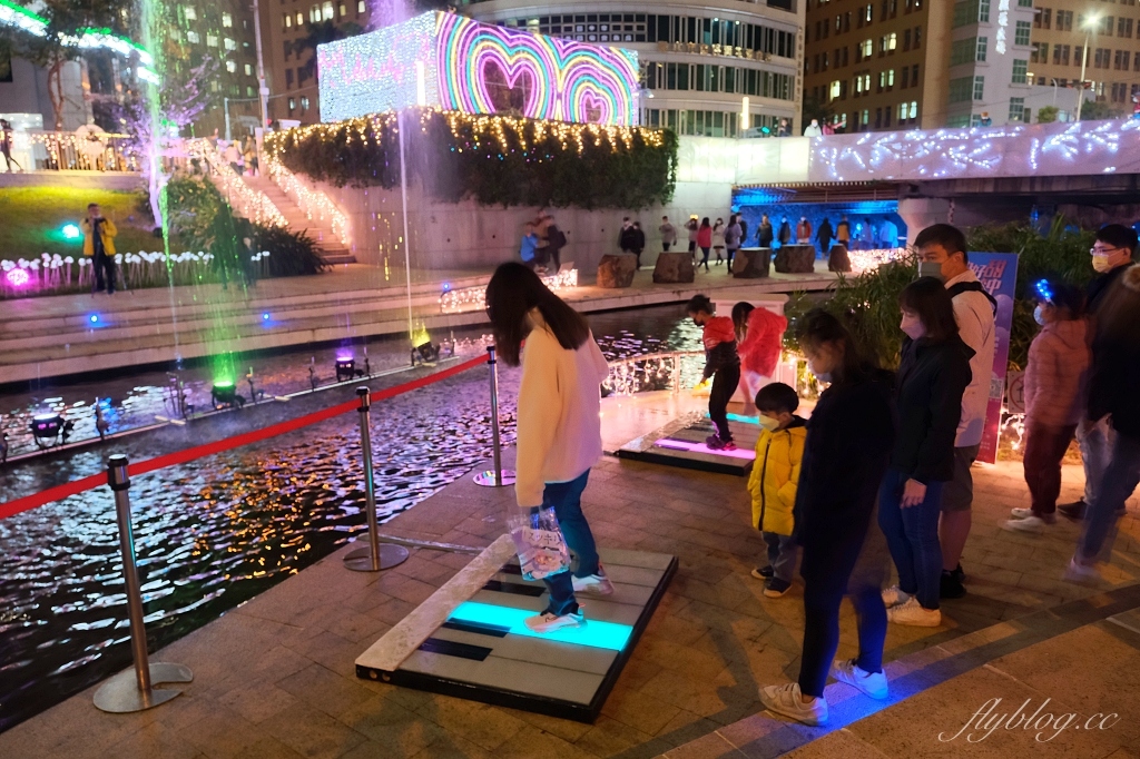 2022柳川藍帶水岸|2022台中聖誕節嘉年華,台中好甜心動於中,柳川水舞秀開始點燈 @飛天璇的口袋 2022柳川藍帶水岸|2022台中聖誕節嘉年華,台中好甜心動於中,柳川水舞秀開始點燈 @飛天璇的口袋